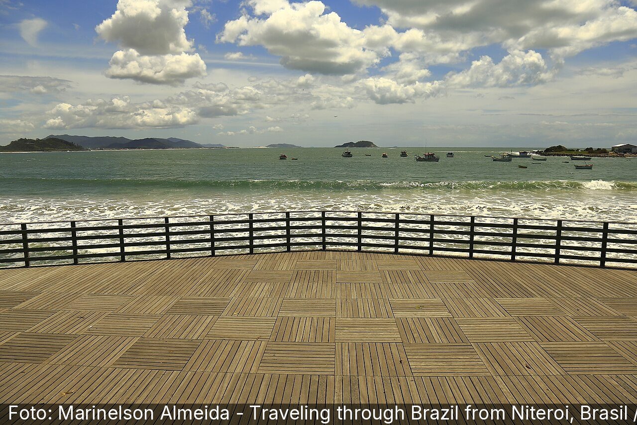 Praia da Armação — Foto: Marinelson Almeida - Traveling through Brazil from Niteroi, Brasil / Wikimedia Commons (CC BY 2.0)