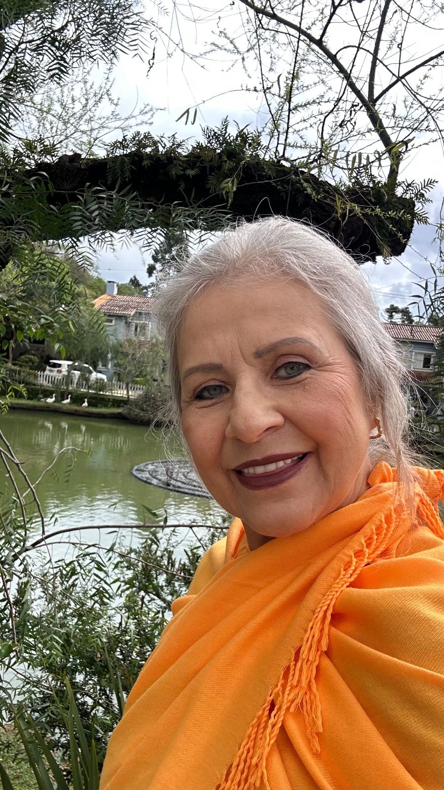CLENI MARIA USZACKI GONZALEZ