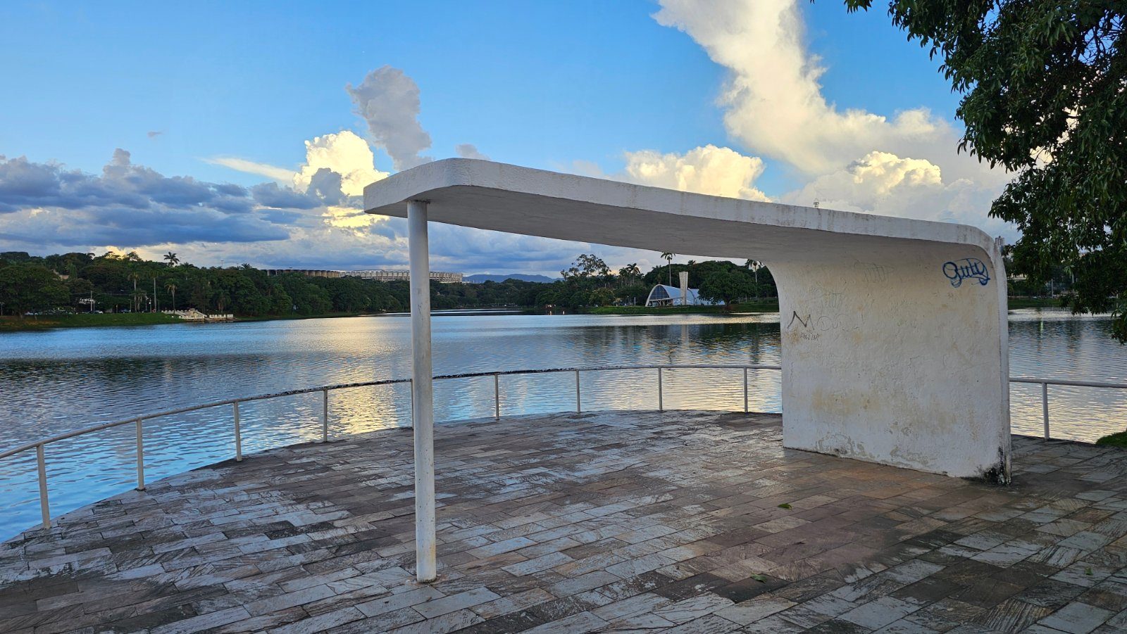 Mirante Oscar Niemayer