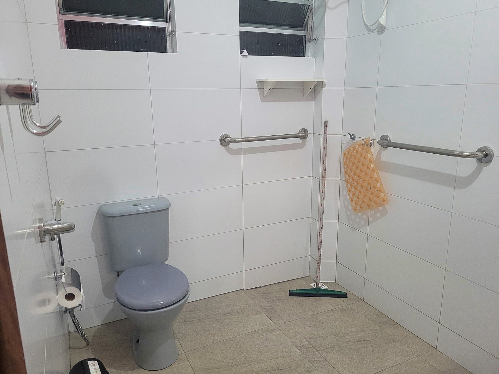 Quarto família, 100% acessível — foto 3 de 3