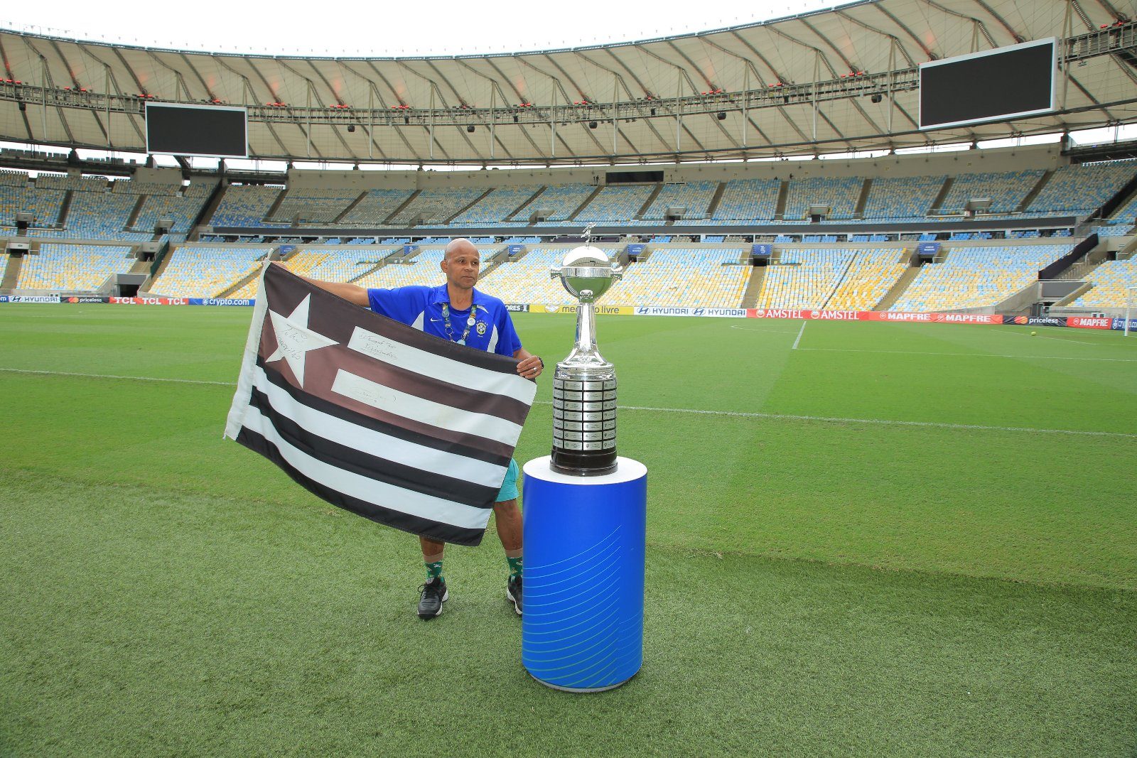 GIOVANI AUGUSTO MANEZES