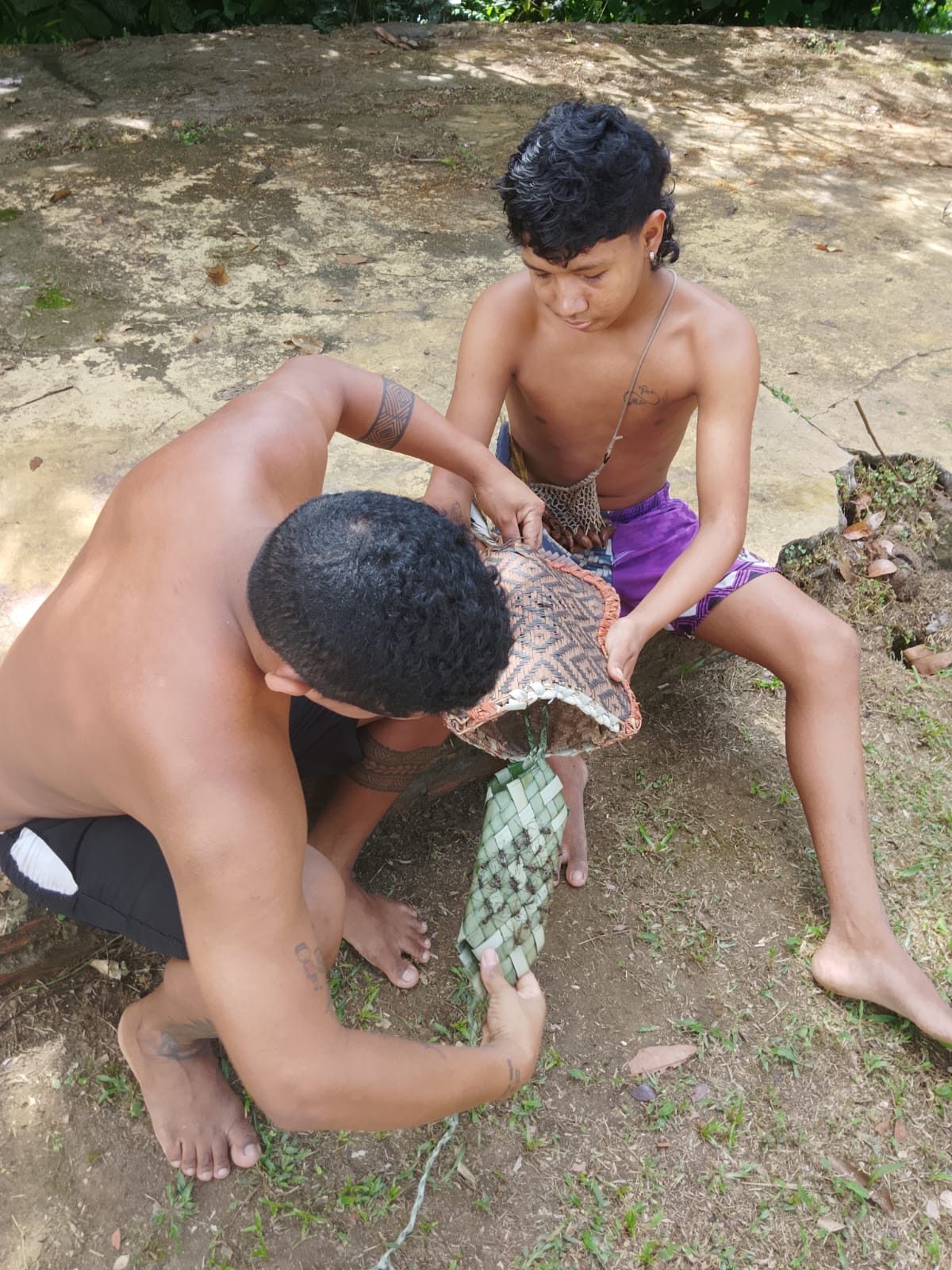 Viagem de Dia Inteiro ao Ritual da Tribo das Formigas Tucandeira — foto 5 de 8