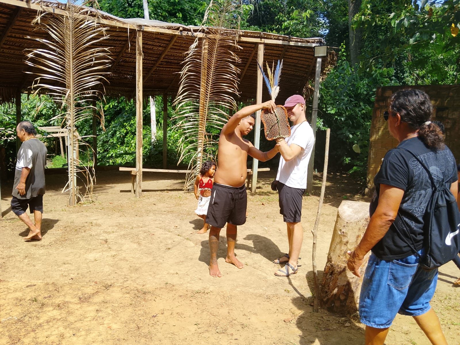 Viagem de Dia Inteiro ao Ritual da Tribo das Formigas Tucandeira — foto 8 de 8